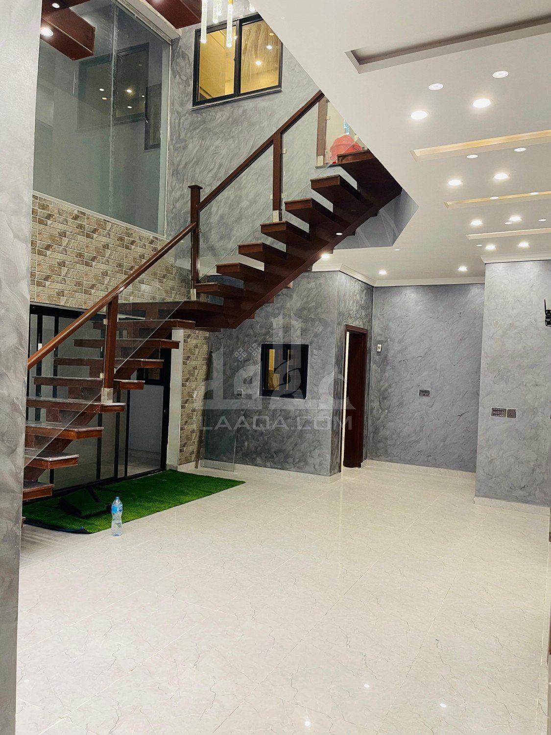 14 Marla House for sale in Overseas A / Awais Qarni Commercial, Bahria Town, Lahore - (ID-15900)