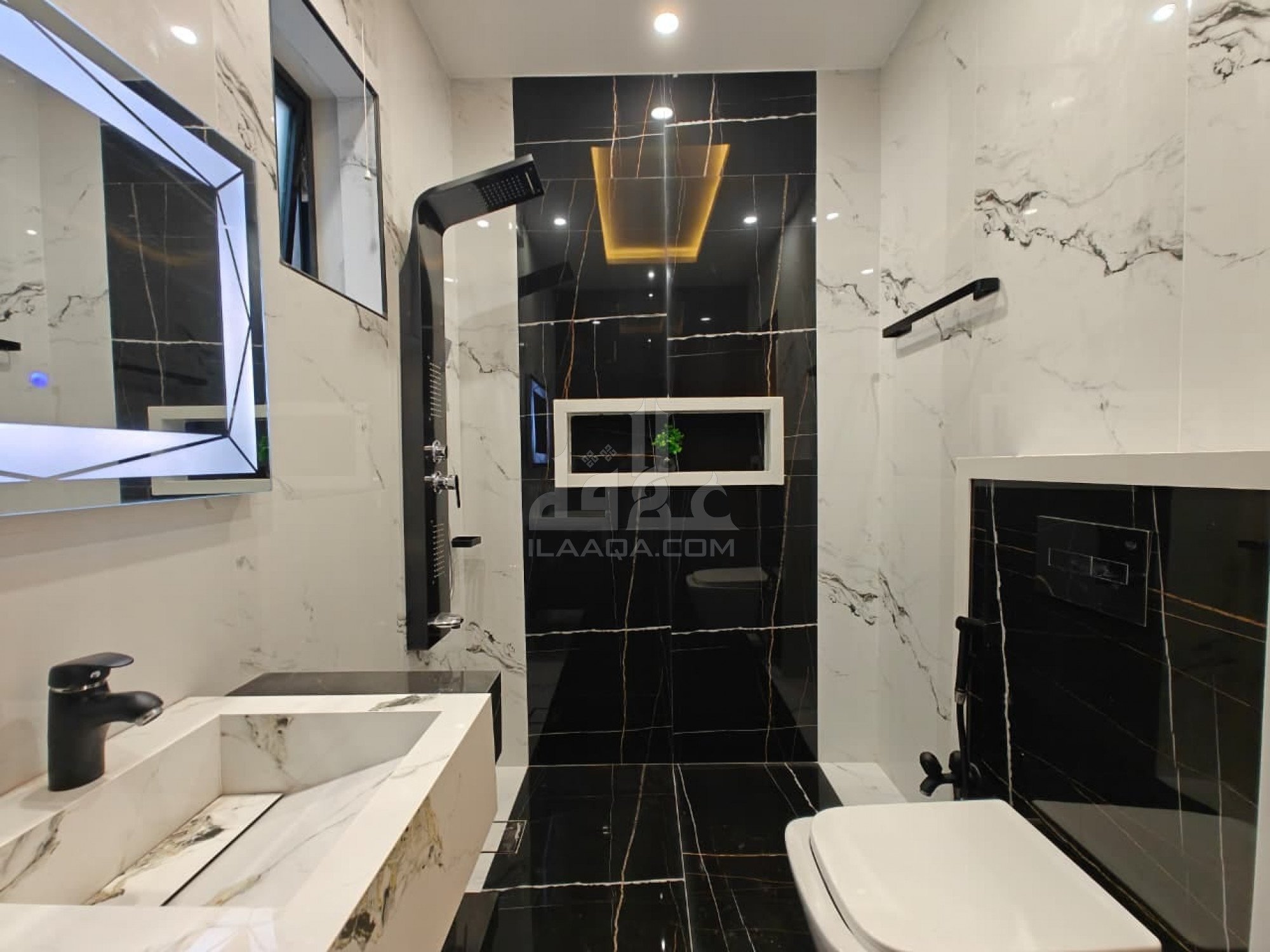 8 Marla House for sale in Sector B - Umer Block, Bahria Town, Lahore - (ID-16107)