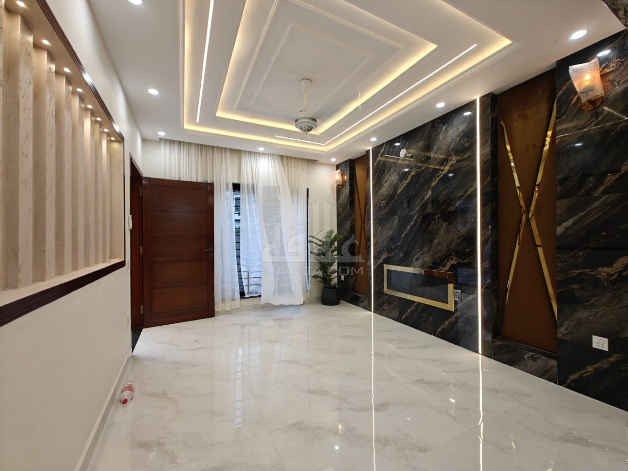 8 Marla House for sale in Sector B - Umer Block, Bahria Town, Lahore - (ID-16107)