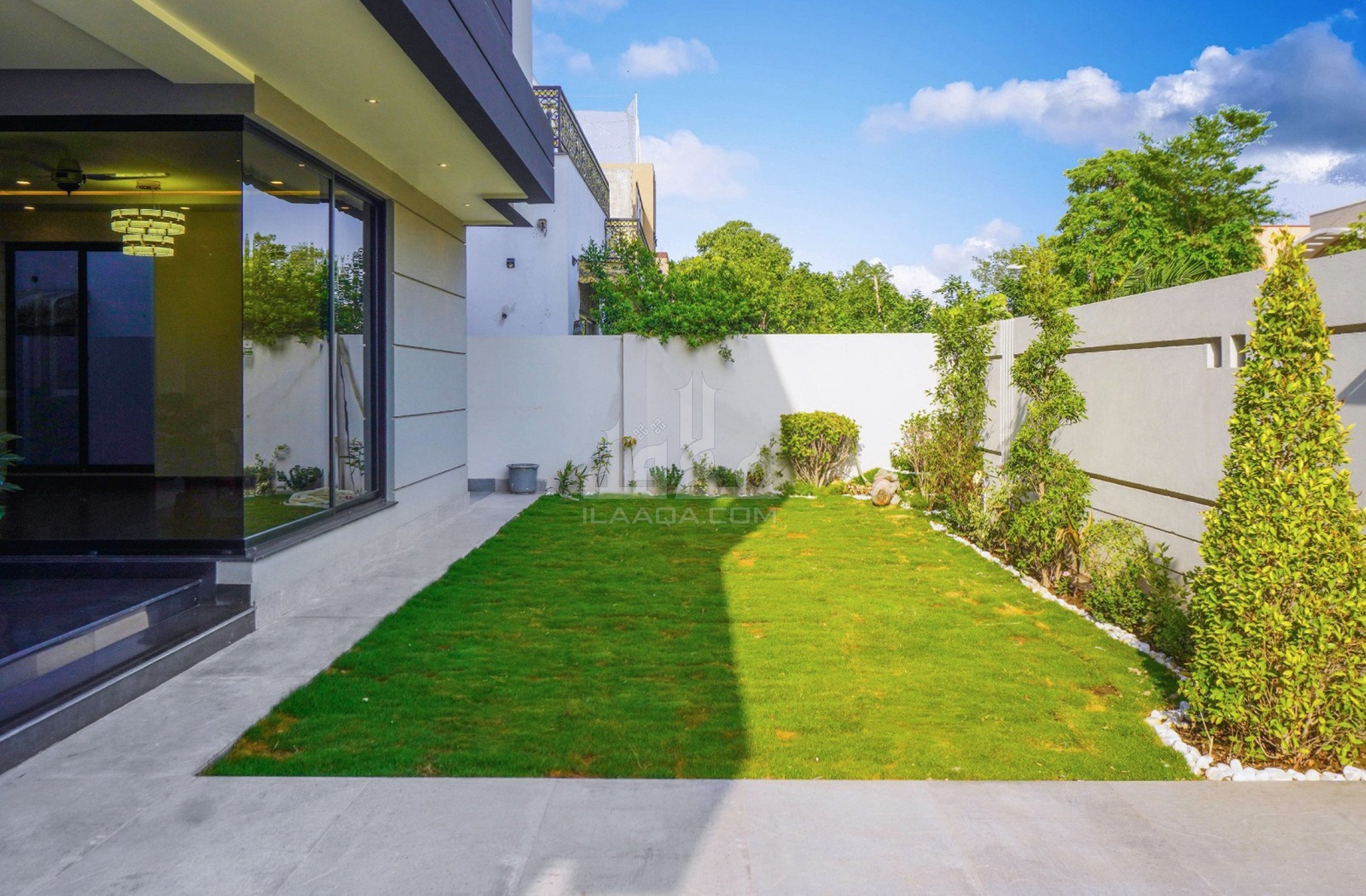 1 Kanal House for sale in Sector C - Gulbahar Block, Bahria Town, Lahore - (ID-16185)