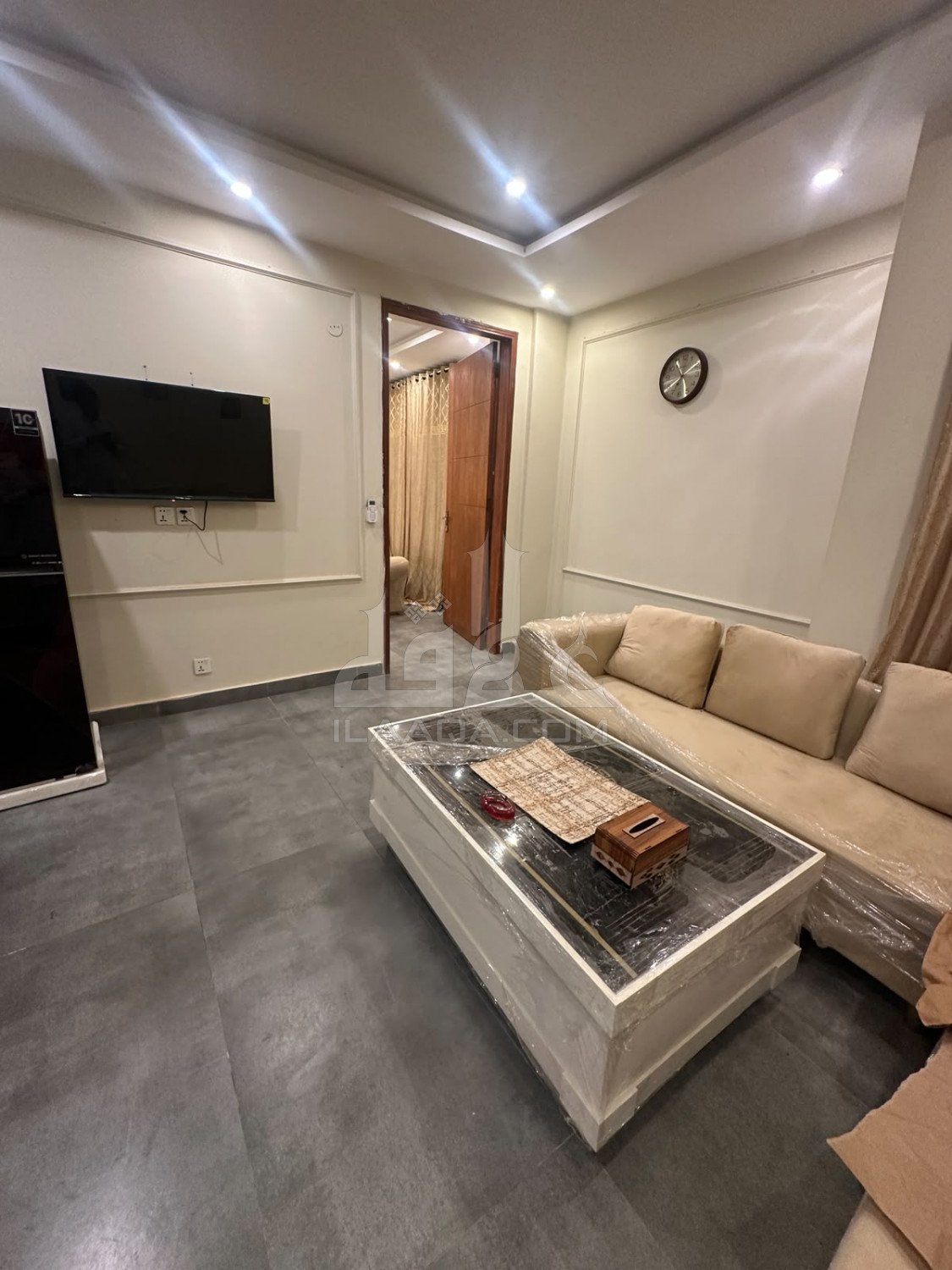 650 Sq. Feet Apartment for rent in Sector E - Rafi Commercial, Bahria Town, Lahore - (ID-16248)