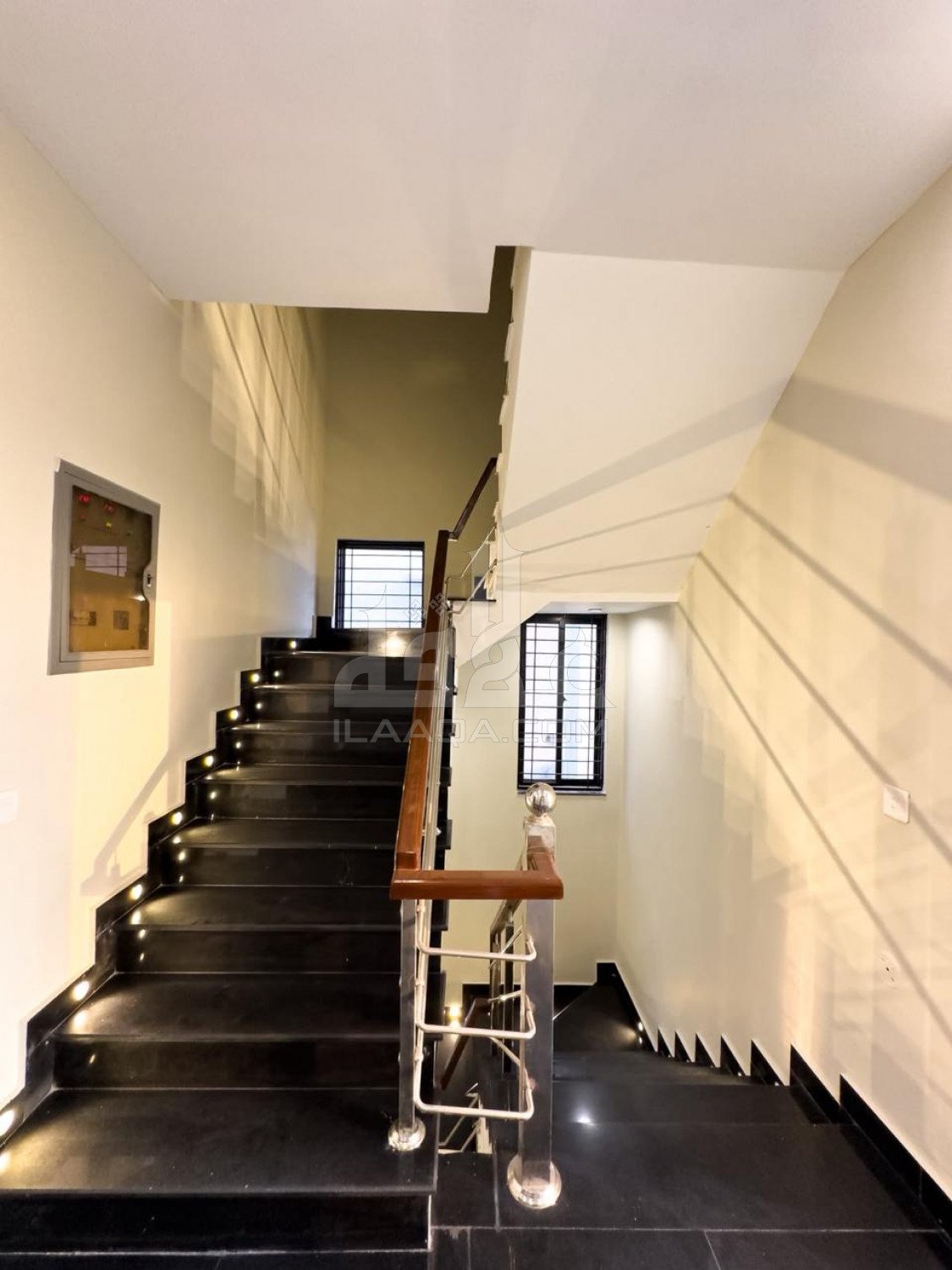 10 Marla House for sale in Sector F - Alamgir Block, Bahria Town, Lahore - (ID-16273)