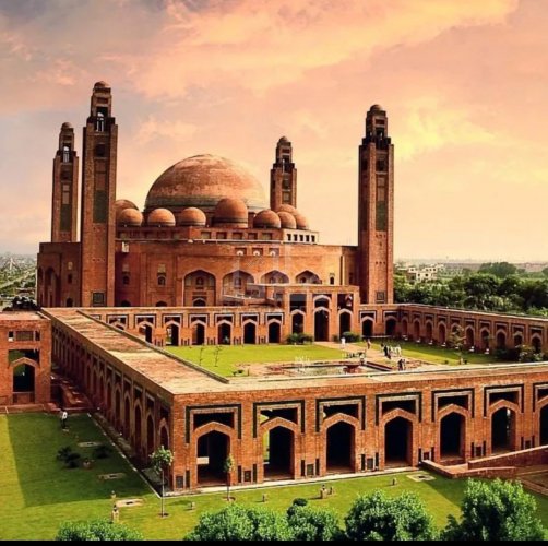 10 Marla House for sale in Sector C - Gulbahar Block, Bahria Town, Lahore - (ID-16315)