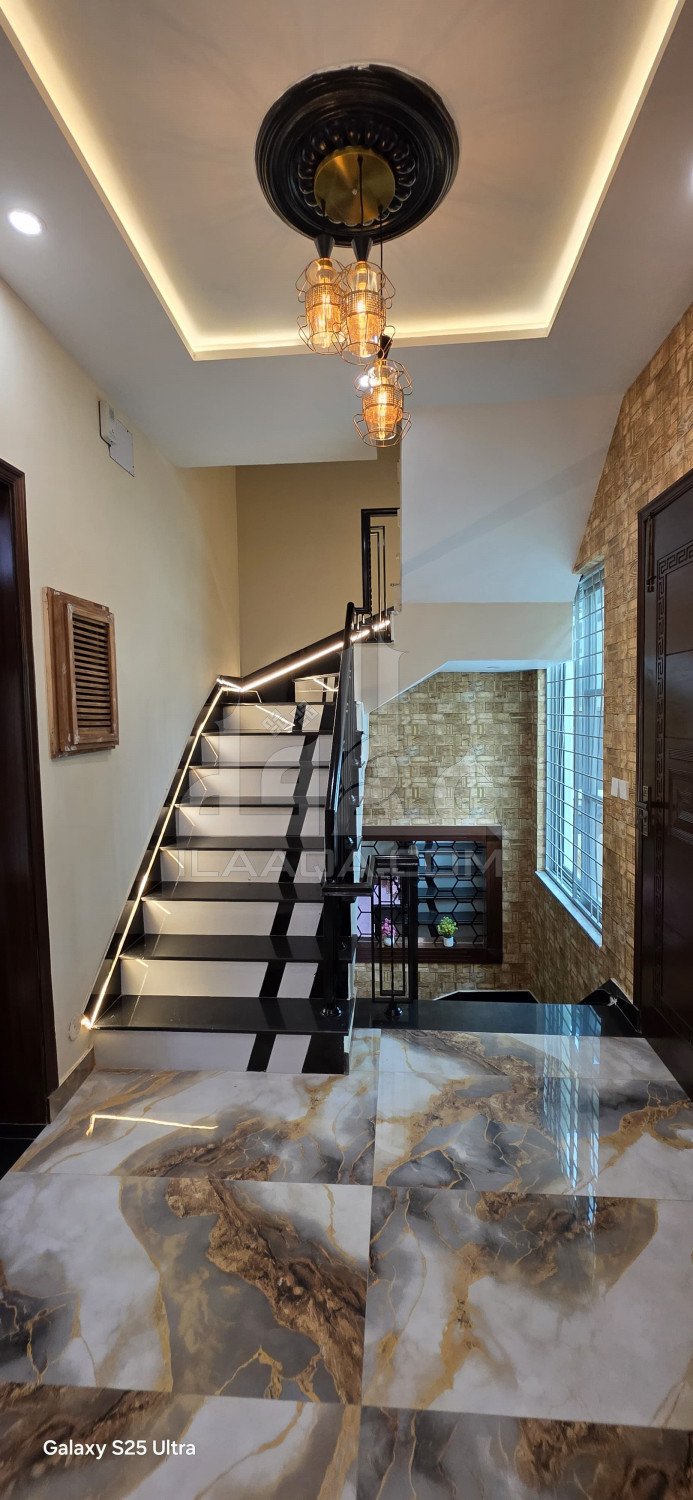 10 Marla House for sale in Bahria Town, Lahore - (ID-16331)