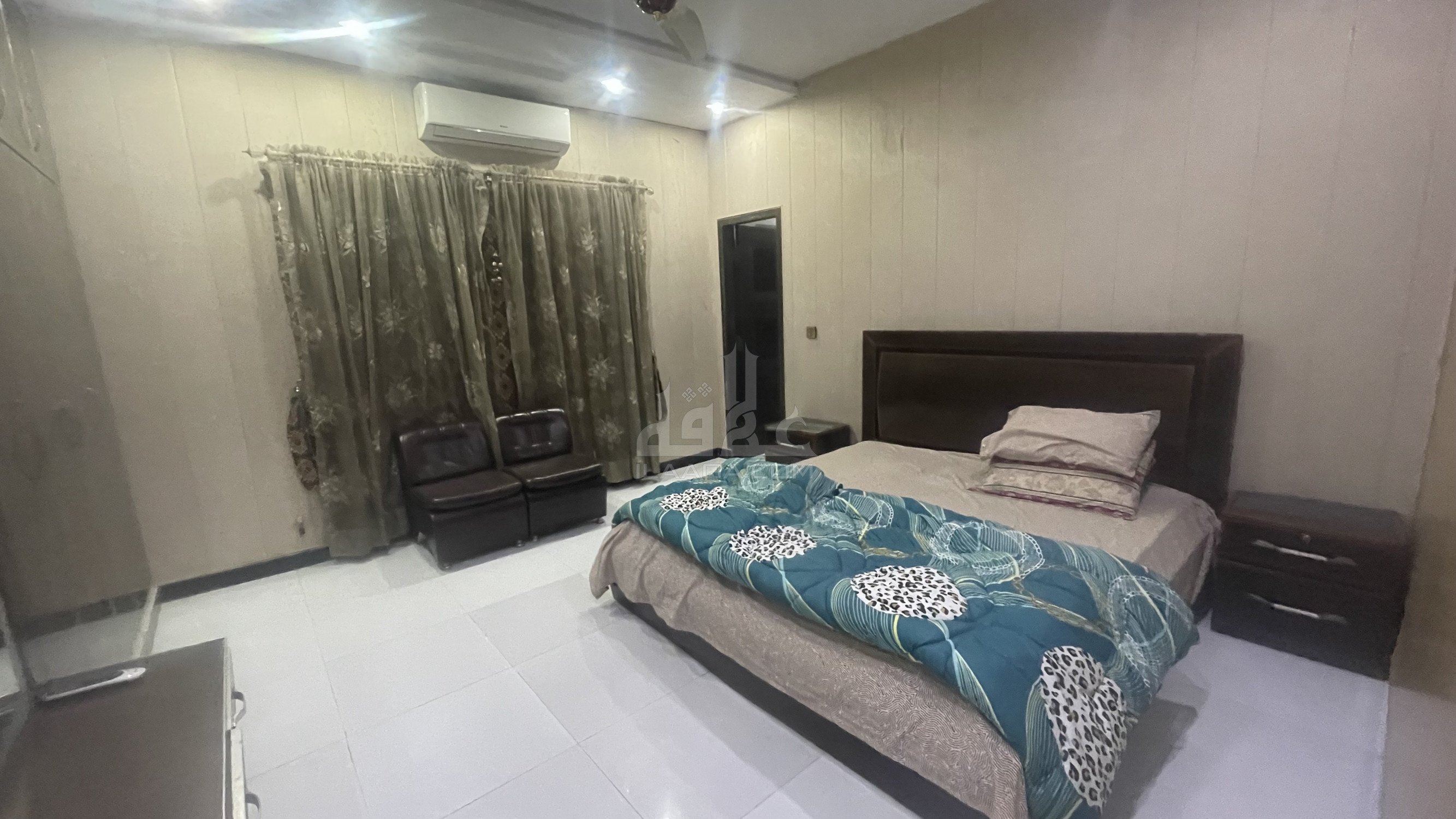 10 Marla House for rent in Sector C - Gulmohar Block, Bahria Town, Lahore - (ID-16362)
