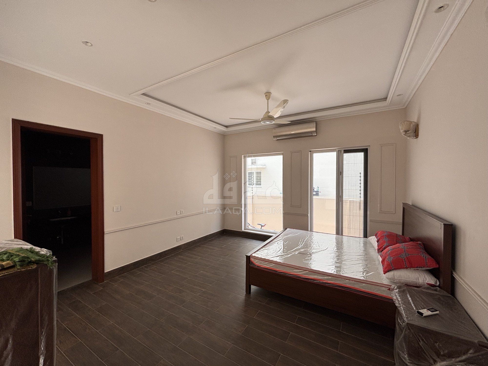 1 Kanal Villa for sale in Overseas B Ext, Bahria Town, Lahore - (ID-16420)