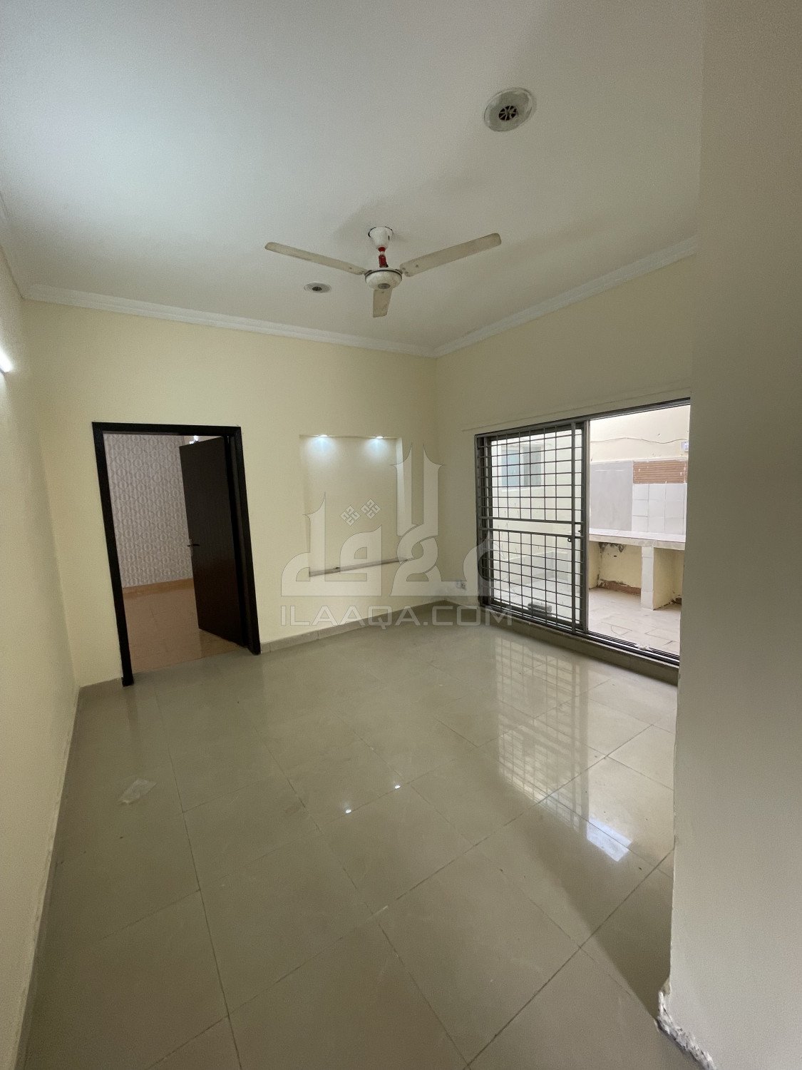 10 Marla House for sale in Sector B - Safari Villas, Bahria Town, Lahore - (ID-16631)
