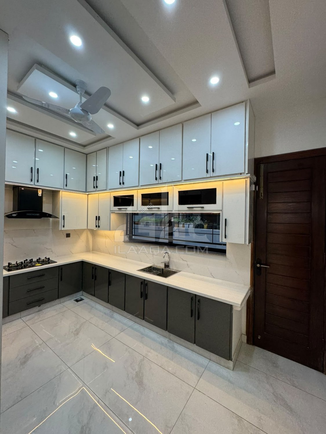 10 Marla House for sale in Bahria Town, Lahore - (ID-16642)