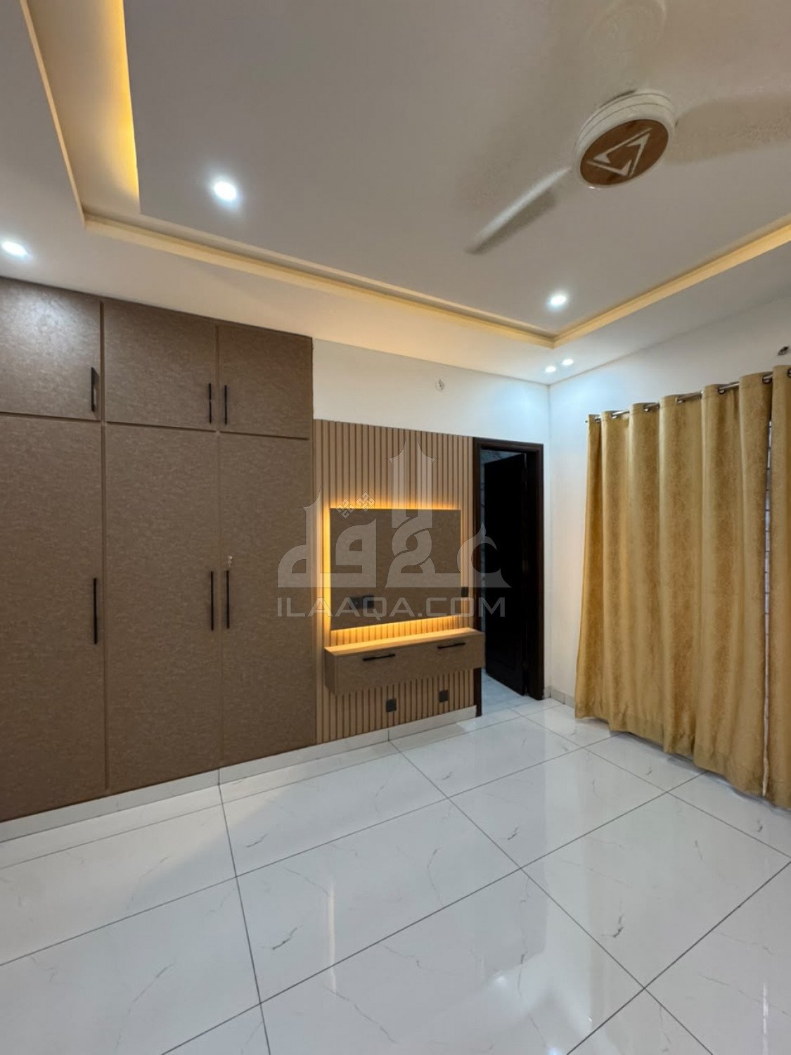 10 Marla House for sale in Bahria Town, Lahore - (ID-16642)