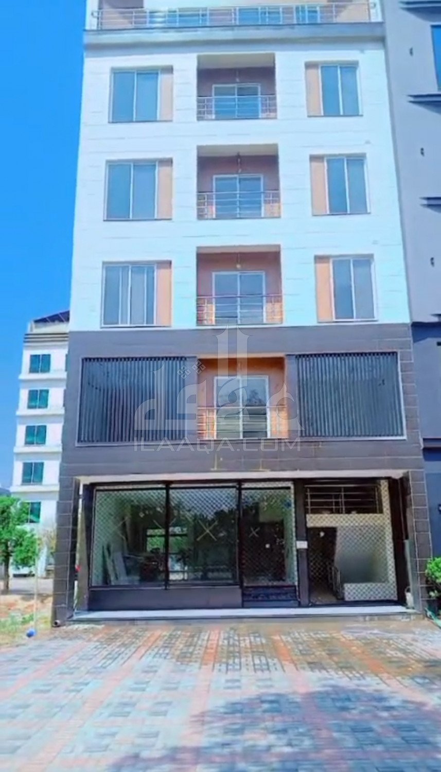 6 Marla Plaza for sale in Sector E - Quaid Commercial, Bahria Town, Lahore - (ID-16697)