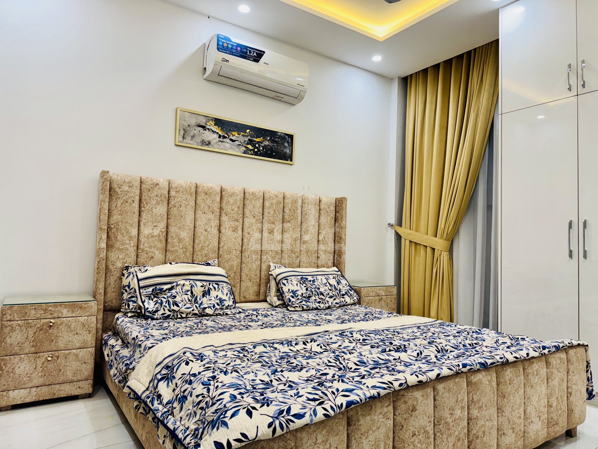828 Sq. Feet Apartment for sale in Sector E - Quaid Commercial, Bahria Town, Lahore - (ID-16698)