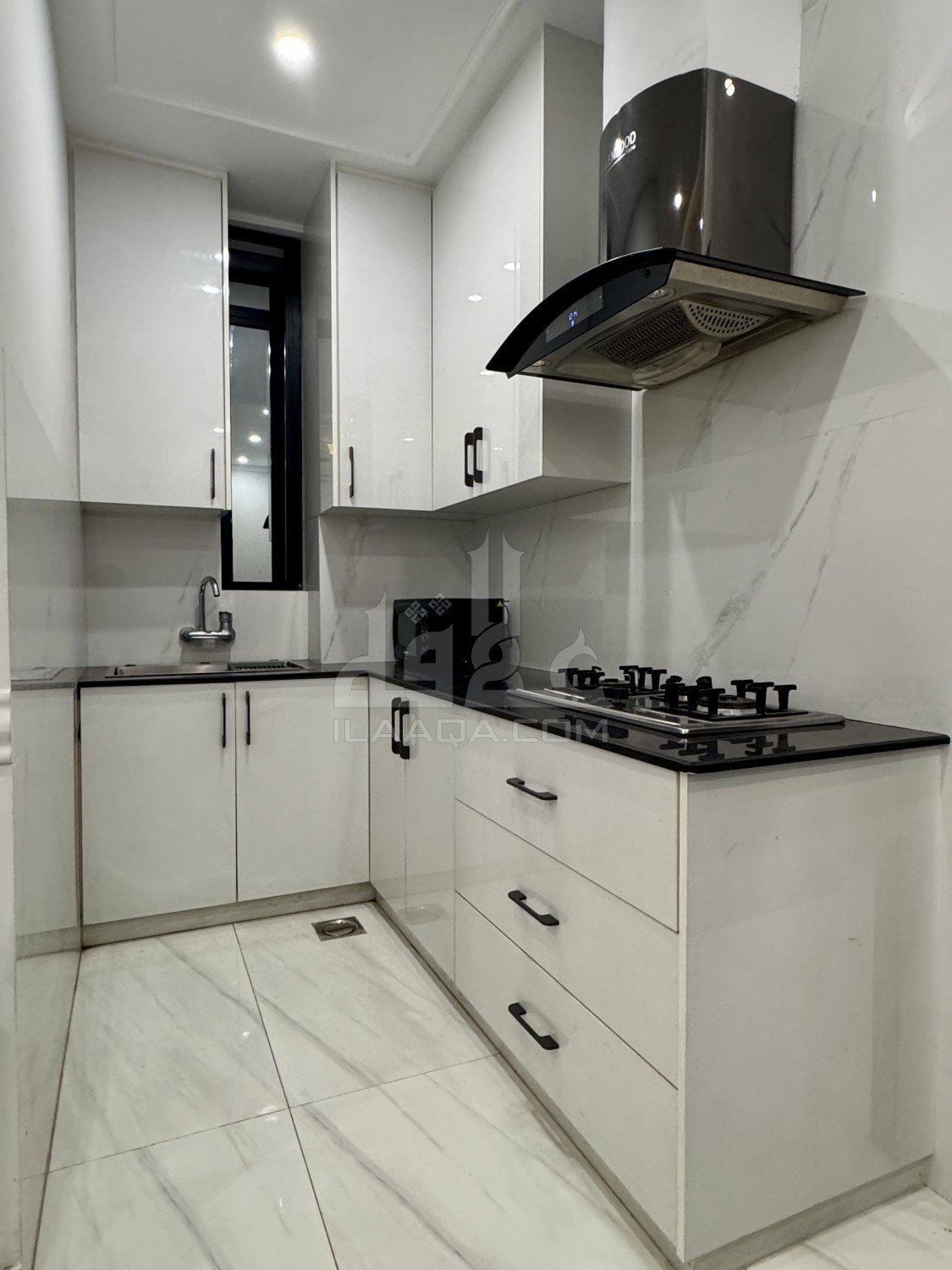 828 Sq. Feet Apartment for sale in Sector E - Quaid Commercial, Bahria Town, Lahore - (ID-16698)