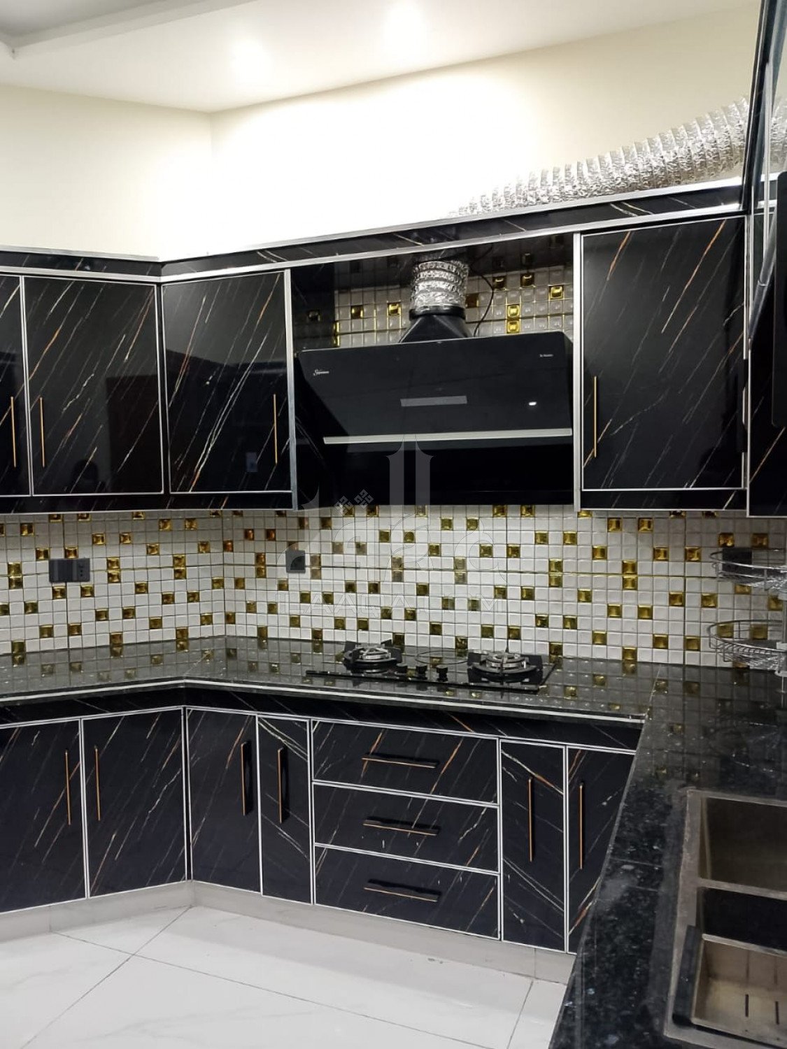 10 Marla House for sale in Bahria Town, Lahore - (ID-16719)