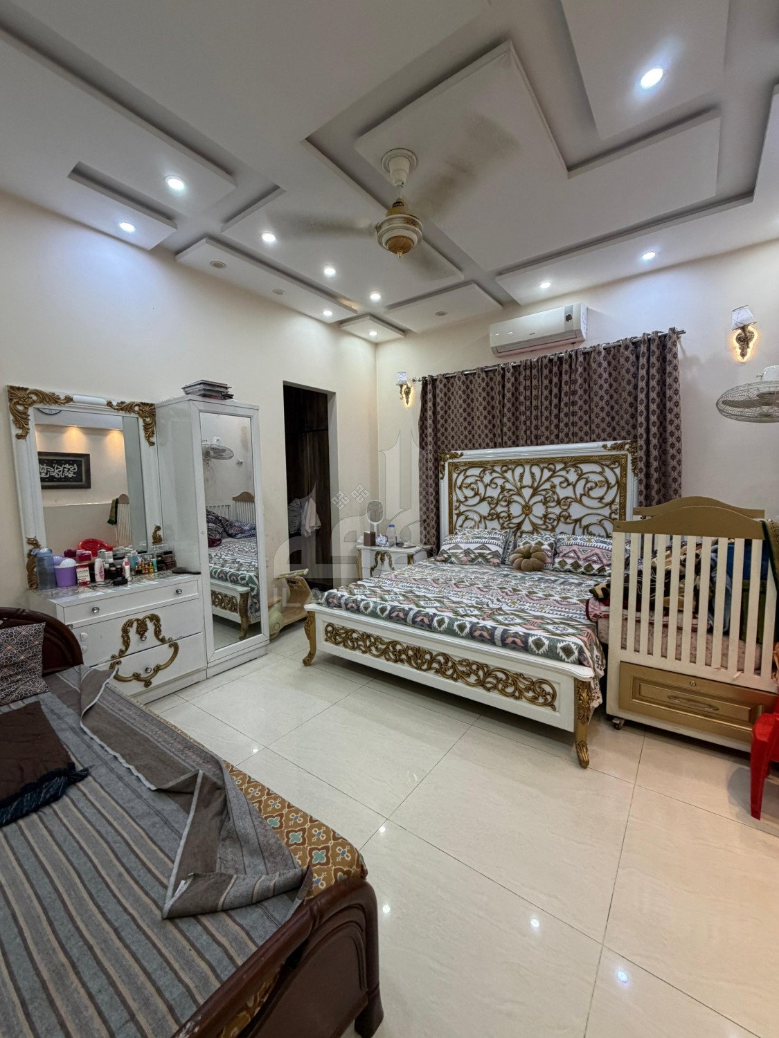 1 Kanal House for sale in Overseas B, Bahria Town, Lahore - (ID-16725)
