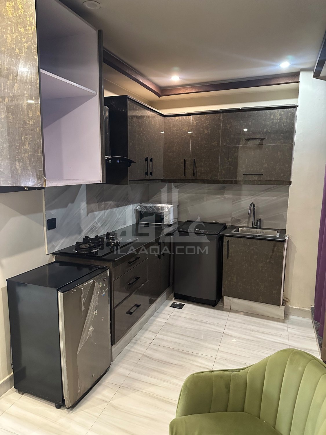 550 Sq. Feet Apartment for rent in Sector C - Gulmohar Block, Bahria Town, Lahore - (ID-16769)