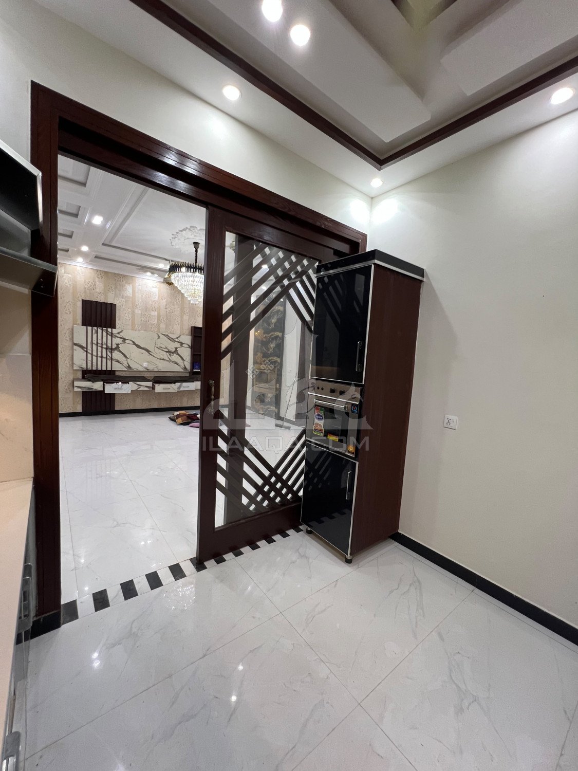 10 Marla House for sale in Sector C - Nargis/Hussain Block, Bahria Town, Lahore - (ID-16818)