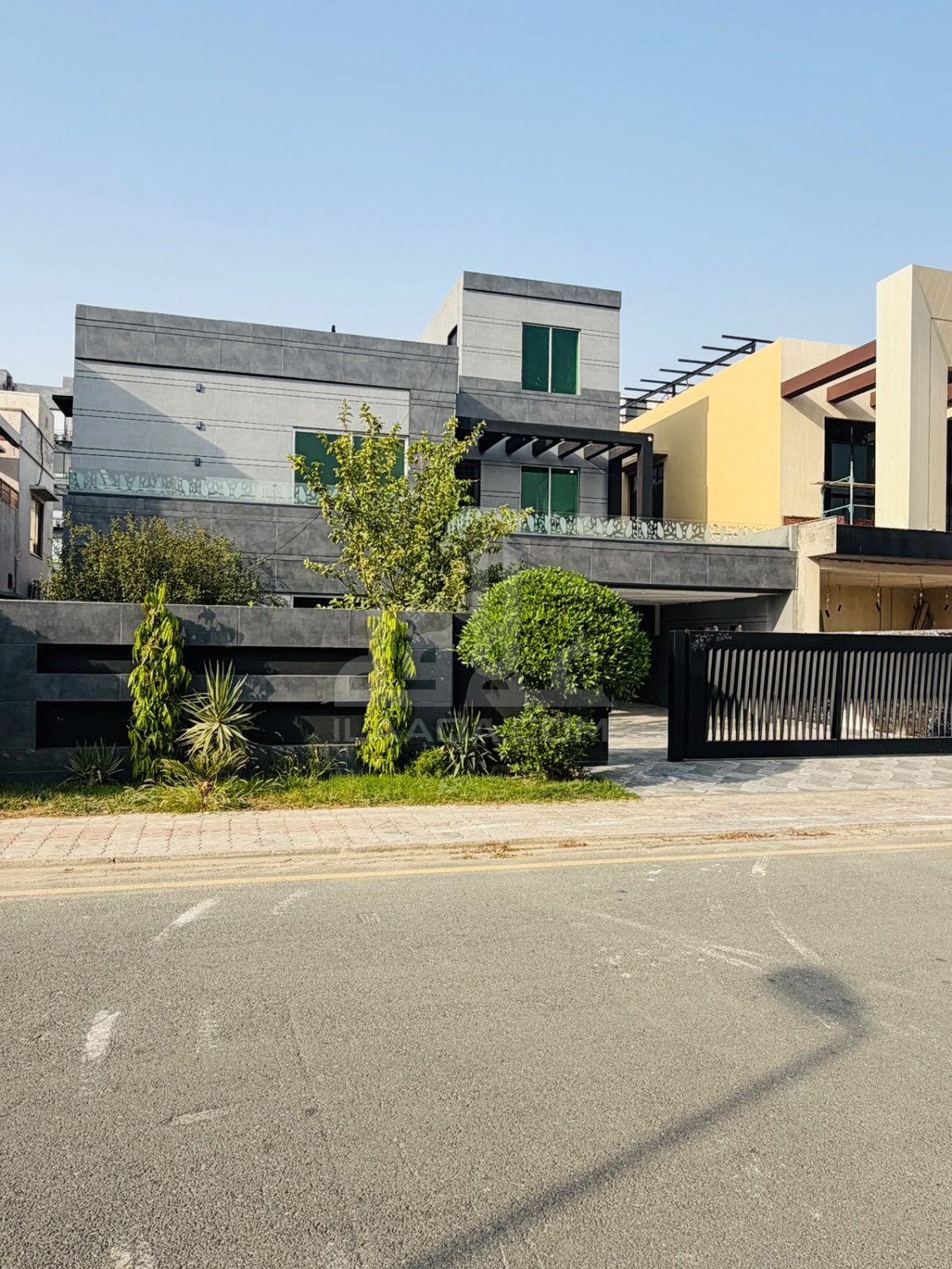 1 Kanal House for sale in Sector E - Nishtar Block, Bahria Town, Lahore - (ID-16865)