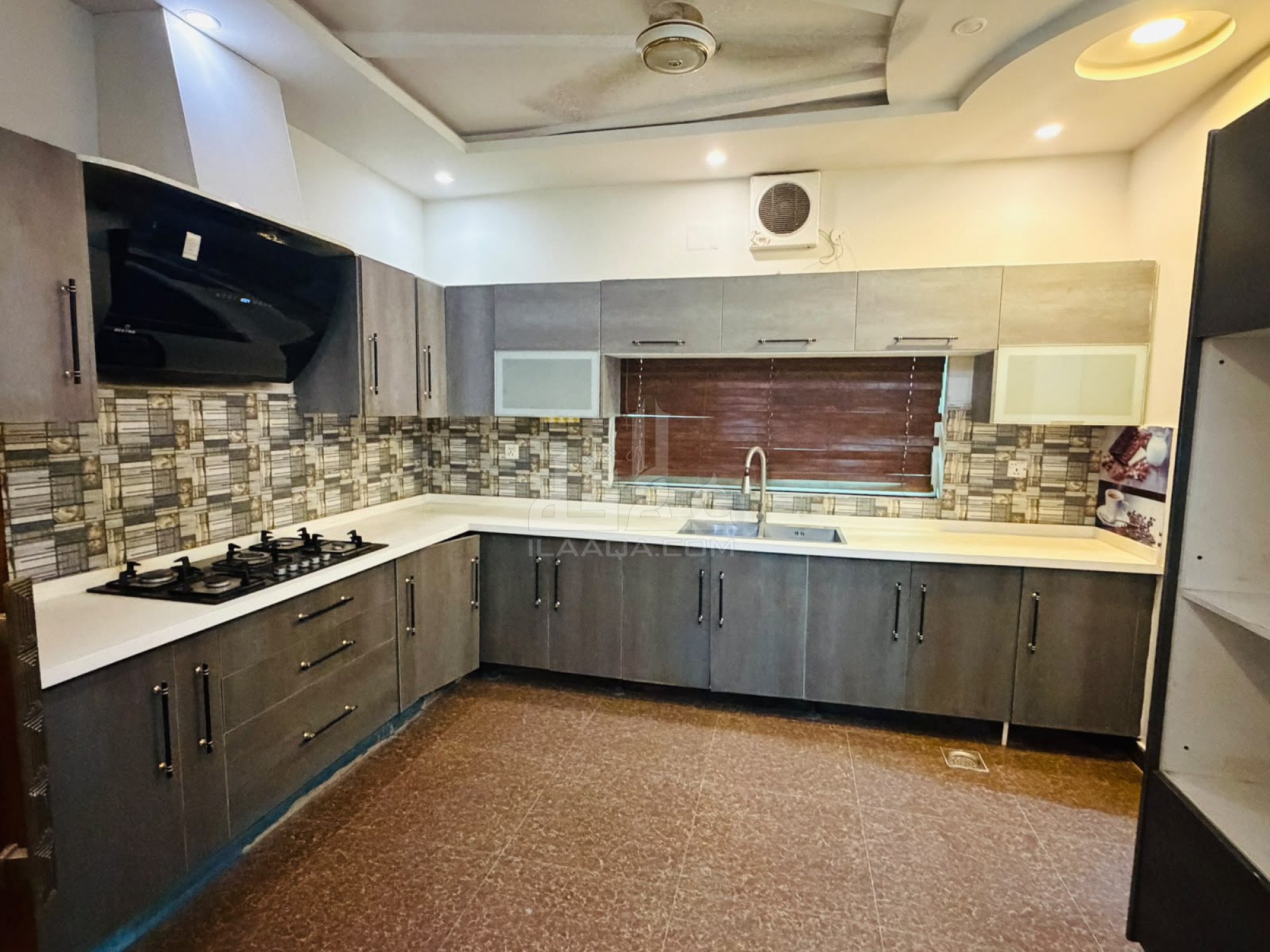 1 Kanal House for sale in Sector E - Nishtar Block, Bahria Town, Lahore - (ID-16865)