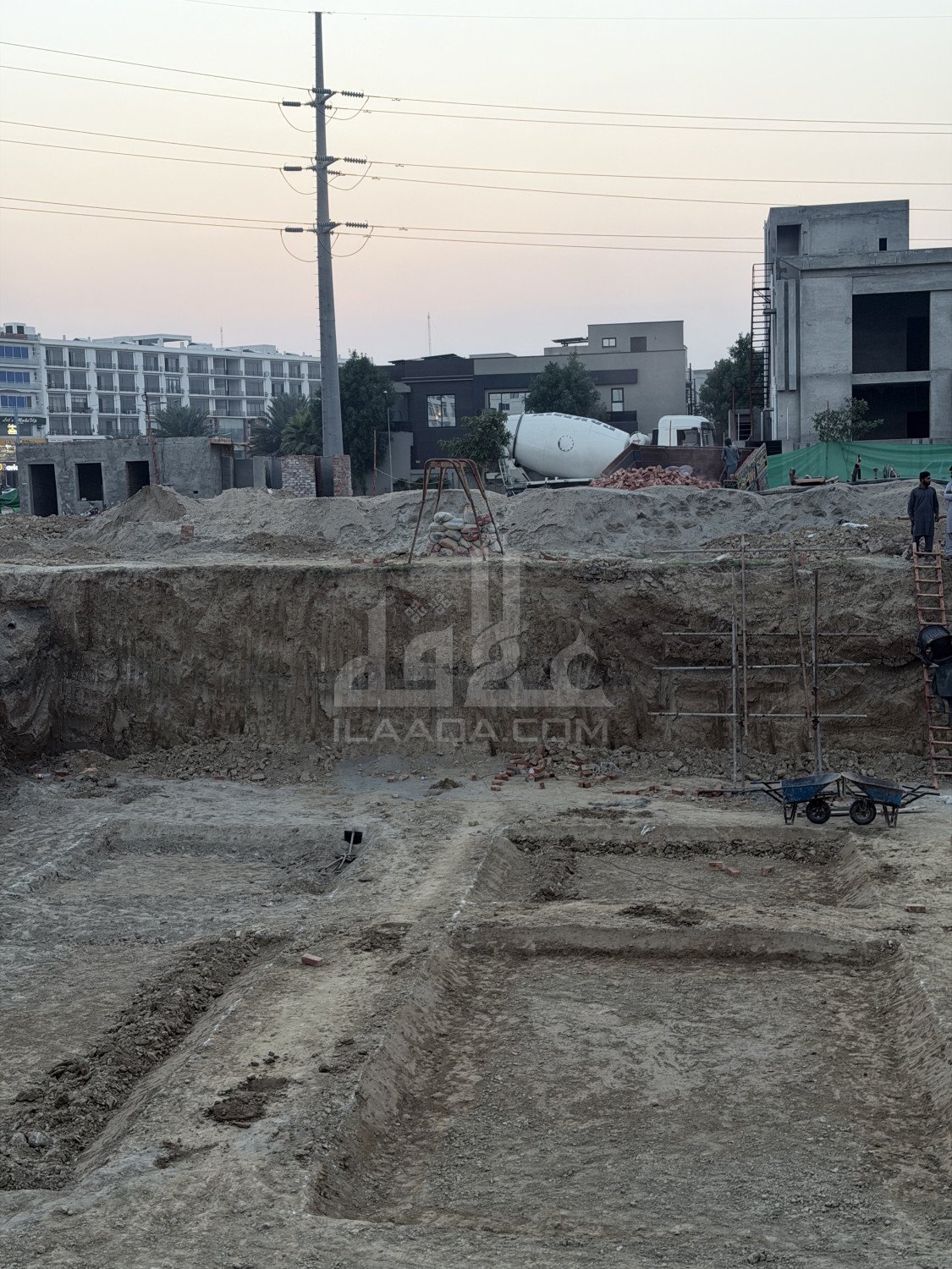 515 Sq. Feet Apartment for sale in Phase 1 - Northern Ext. Commercial, Bahria Orchard, Lahore - (ID-17118)