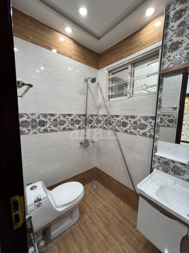 10 Marla House for sale in Sector C - Nargis/Hussain Block, Bahria Town, Lahore - (ID-17188)